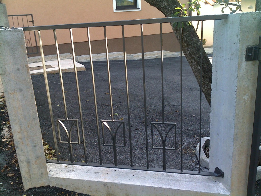 Moderna ograda